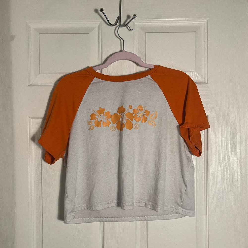 Orange & White Hawaiian Hibiscus Crop Top 🧡🤍 🌺